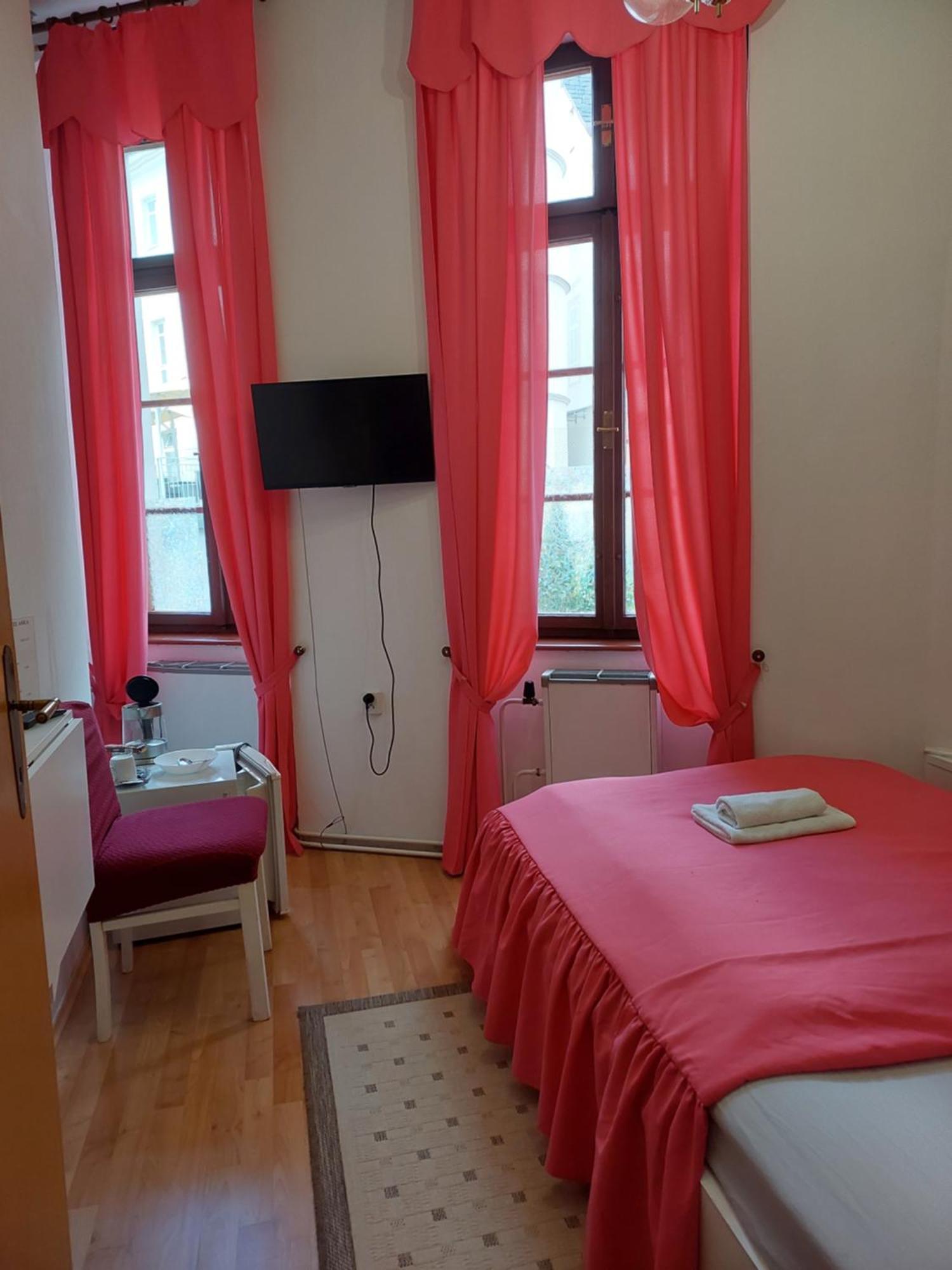 Hotel Asila Karlovy Vary Luaran gambar